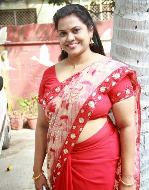 Minu Kurian in Red Saree